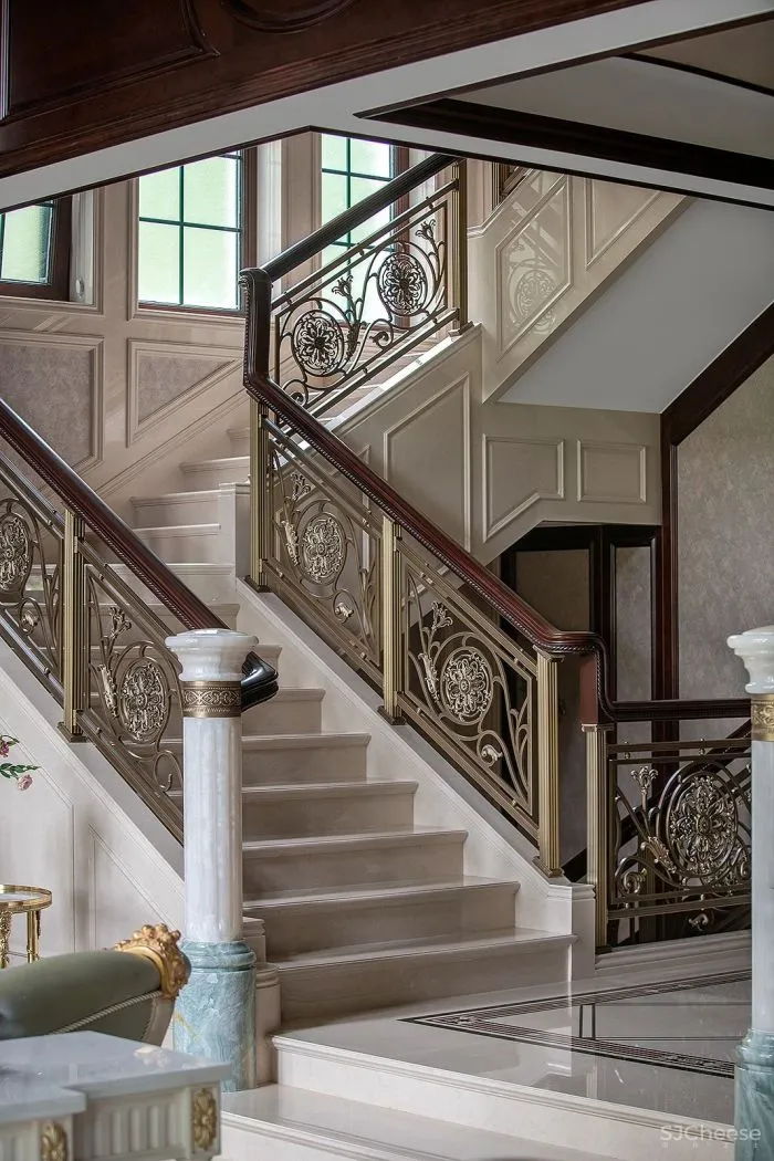 新作|成都1000㎡典雅豪宅,一场时光彼岸的文艺复兴