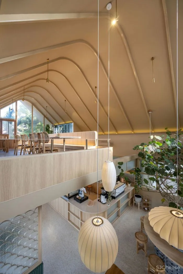 泰国王子餐厅Pae Thewaraj BodinChapa Architects