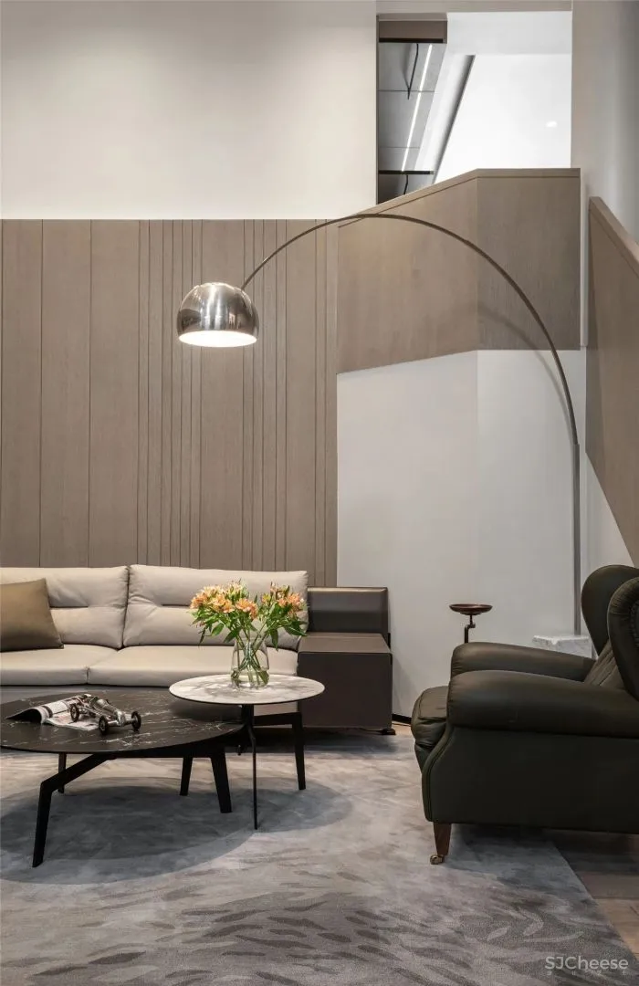 马蹄莲设计：或远亦近，舒缓的自然主义