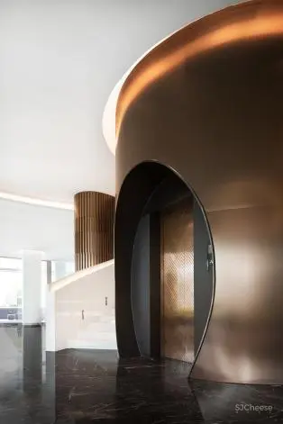 城市脊线上的璀璨之光 —德商彰泰佳兆业·翡丽天玺营销中心-锐度设计