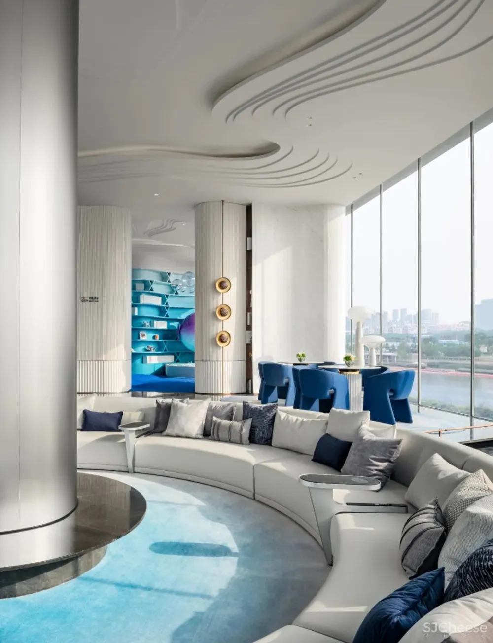 旭辉 x WJID | 自然之律，海浪交织的蓝白梦境