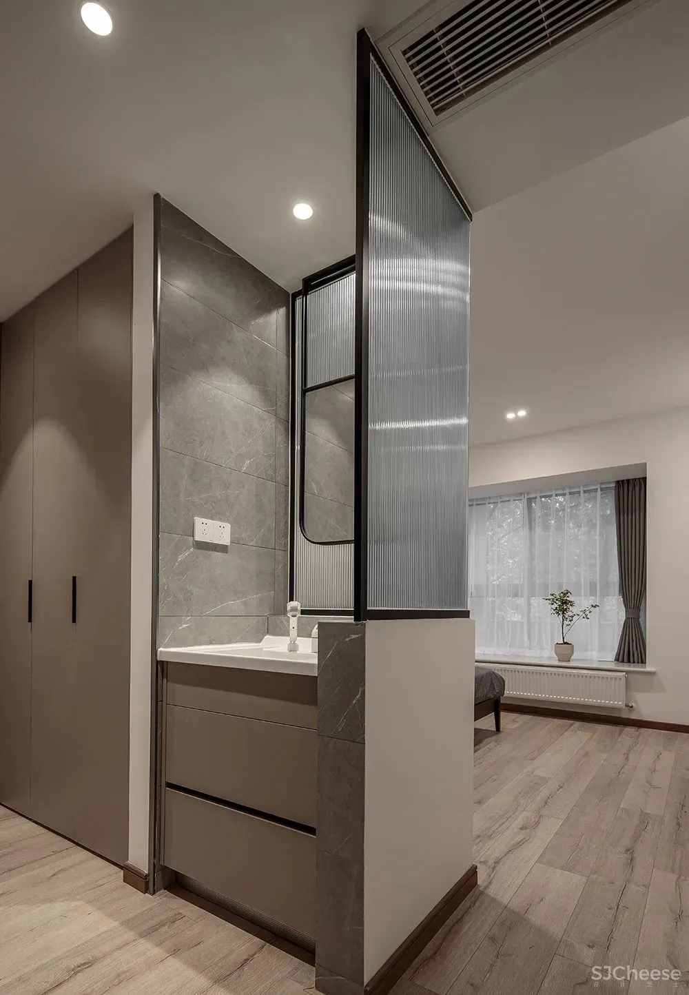 什么是长虹玻璃?