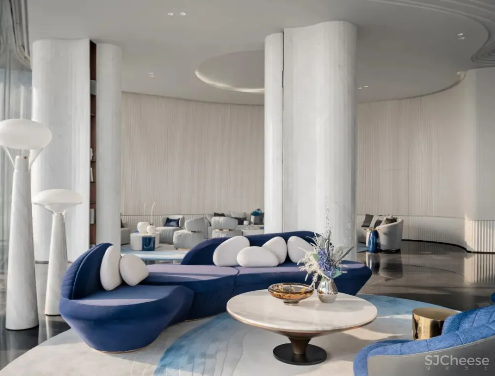 旭辉 x WJID | 自然之律，海浪交织的蓝白梦境