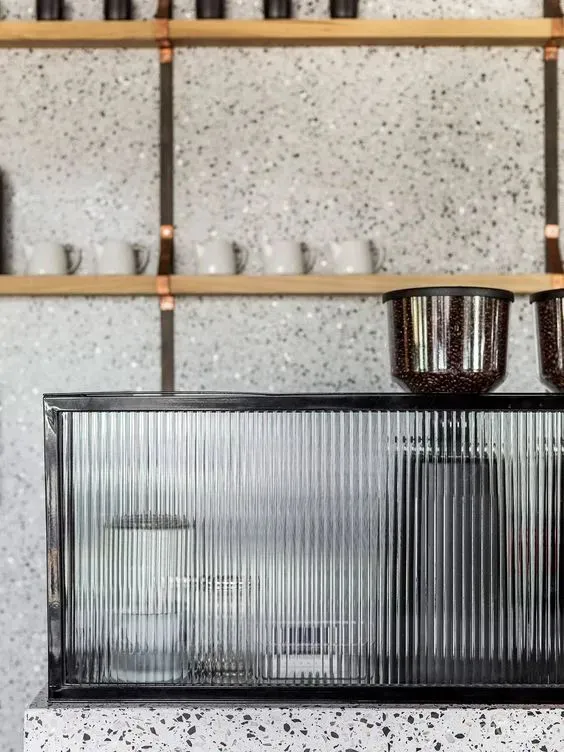 什么是长虹玻璃?