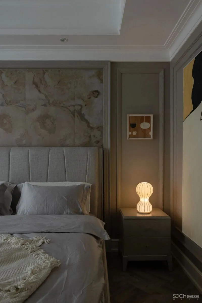 典雅浅灰,诠释法式的随性与浪漫 观白设计