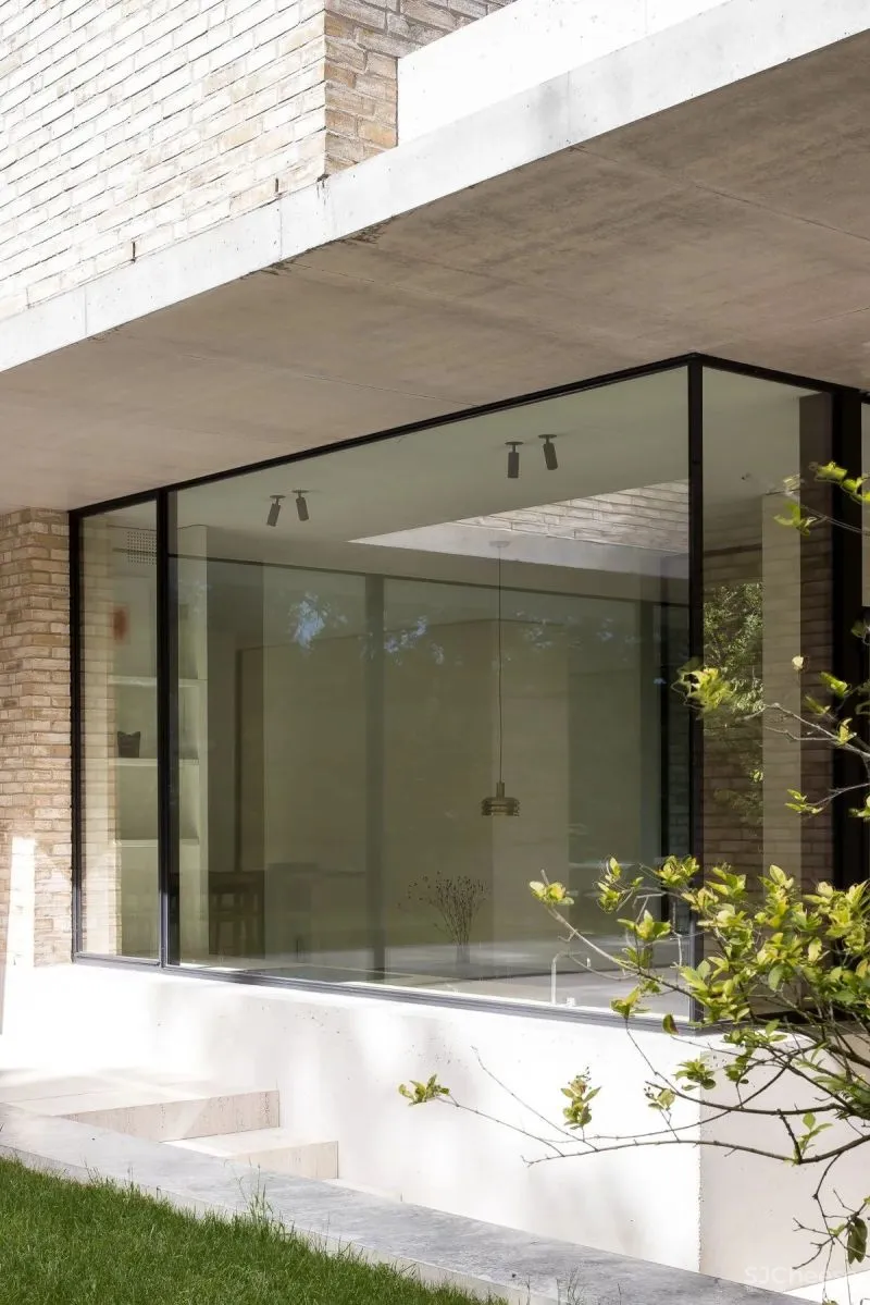 比利时Element Architecten-营造的现代侘寂风