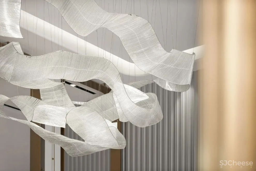 璞辉设计丨「光色」印象,观栖霞破晓,晗光永载