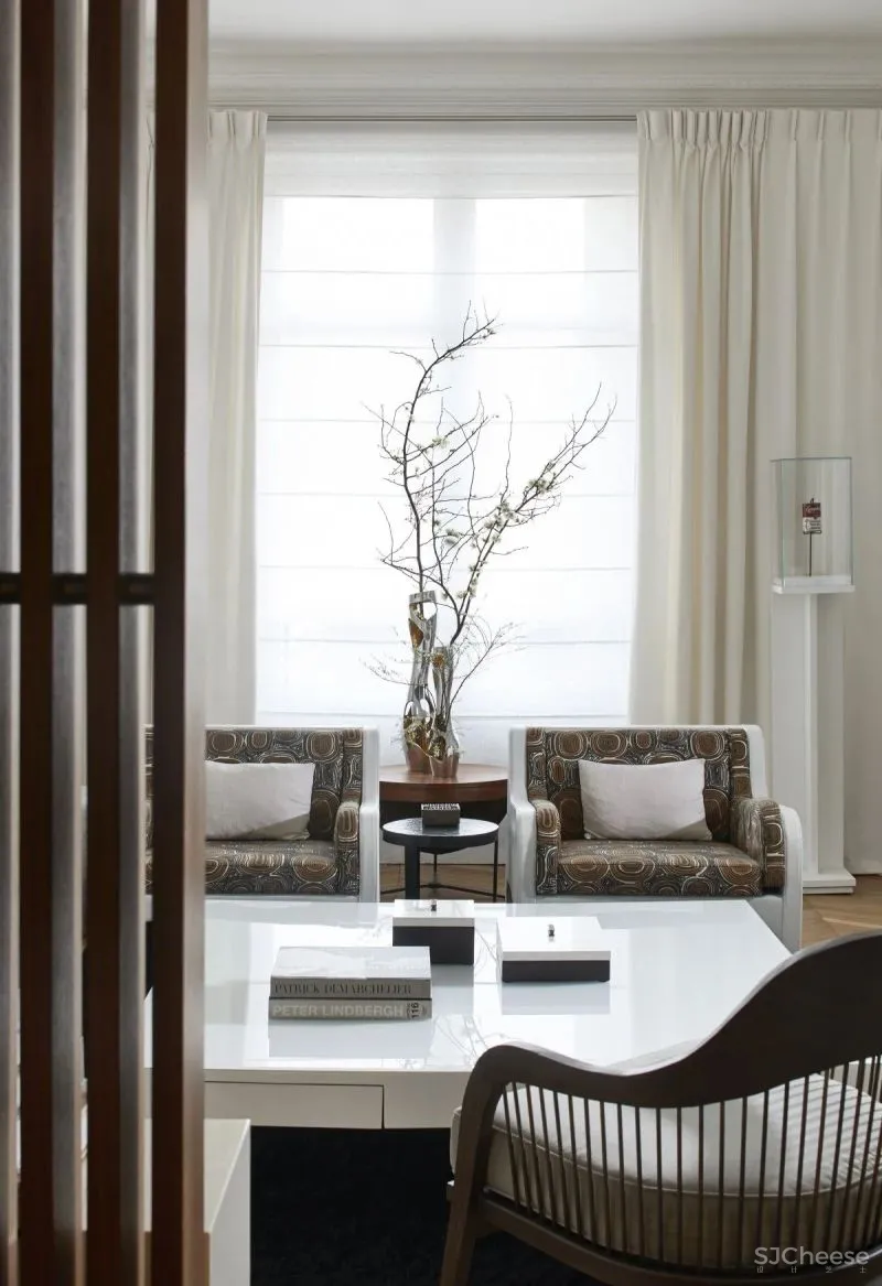 法国家具设计师Reda Amalou巴黎的家