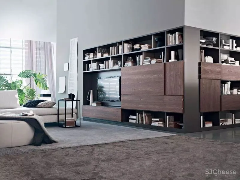 电视墙已经OUT了，现在都这么放电视！