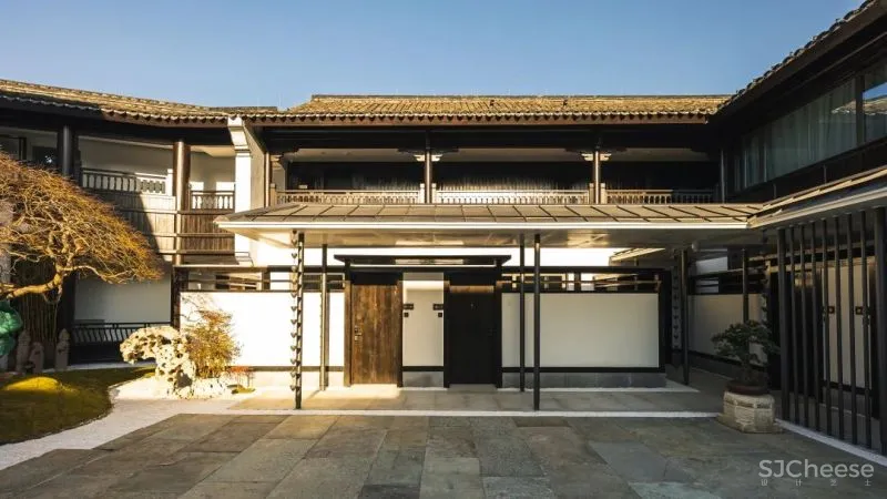 东钱湖畔再现国牌奢华酒店，在隈研吾的美术馆旁，建了一座日式庭院