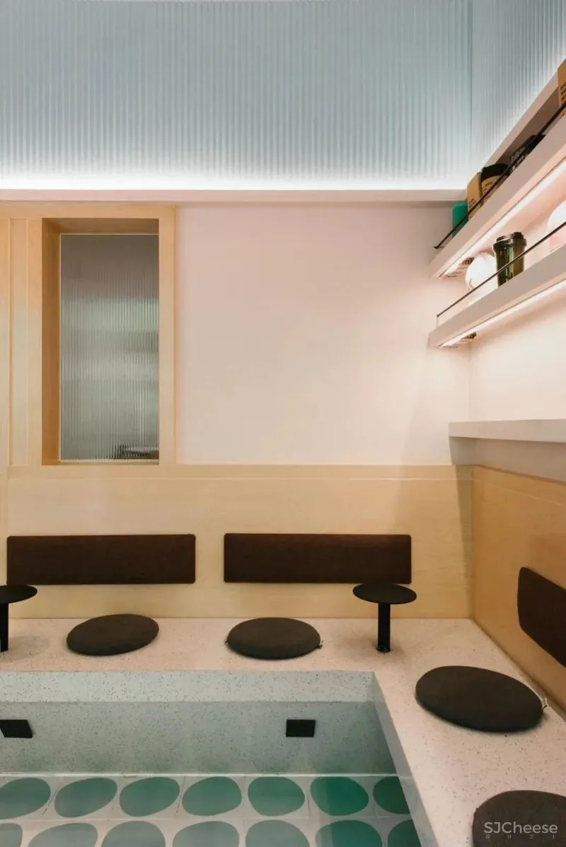 ELK咖啡两个空间案例，告诉你营造出灵动的空间氛围