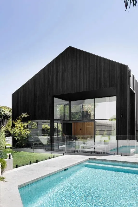 全开放 高级黑，个性鲜明的极简住宅！