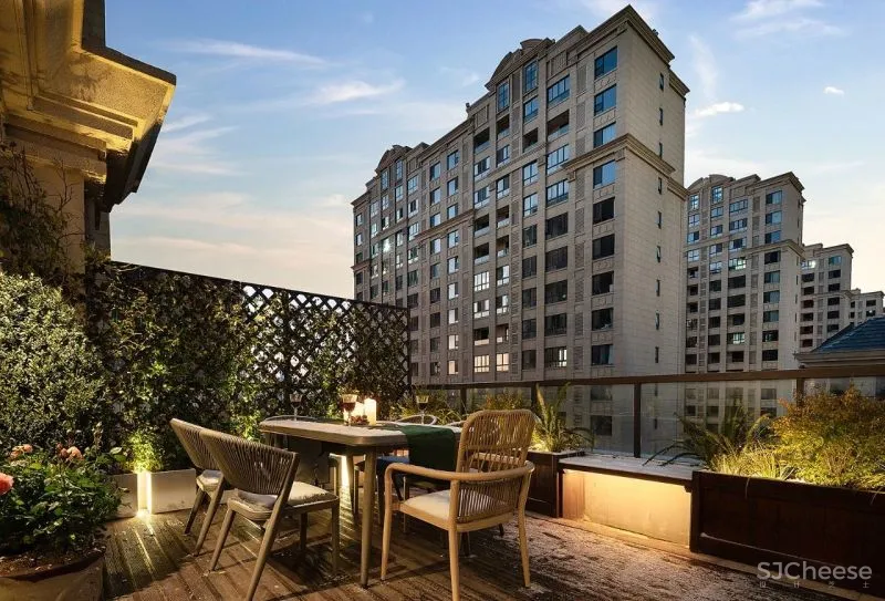 260㎡顶层复式,越简约的才越有格调!