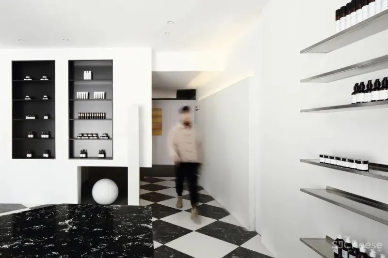 极简办公空间充满格调 尺度之下的自由