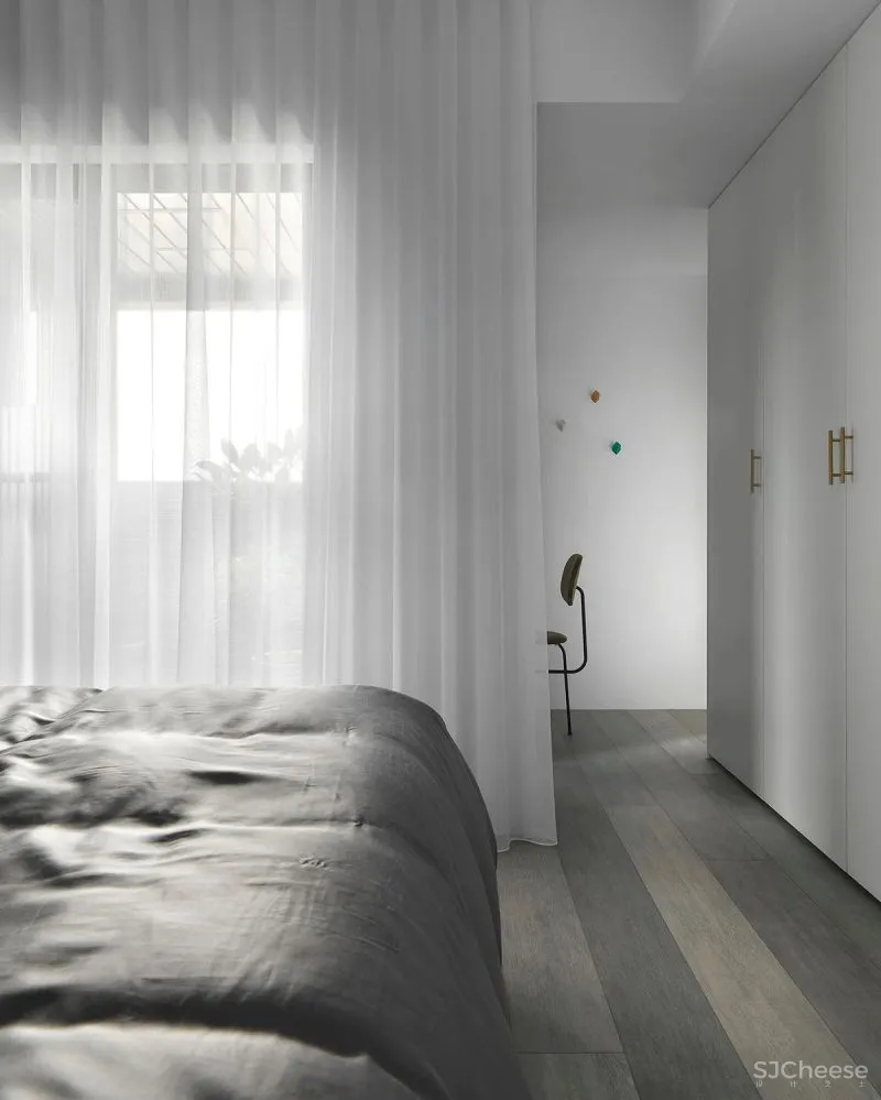 99㎡一家四口的家,灰感轻奢,优雅极致