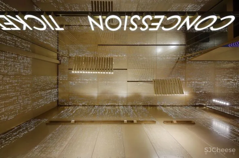 未来感爆棚,玩转影像化信息流的影院空间丨壹正企划 罗灵杰-龙慧祺