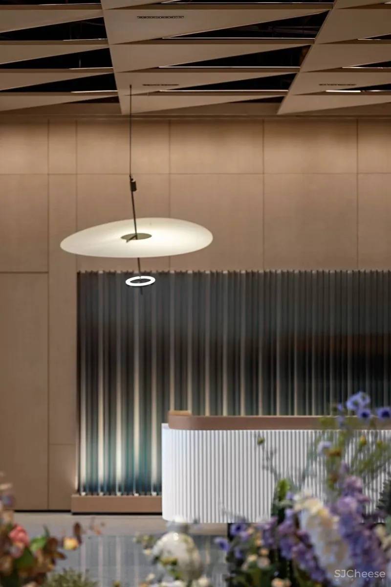 售楼处要「去销售化」,明德设计用空间美学重构城市生活社区