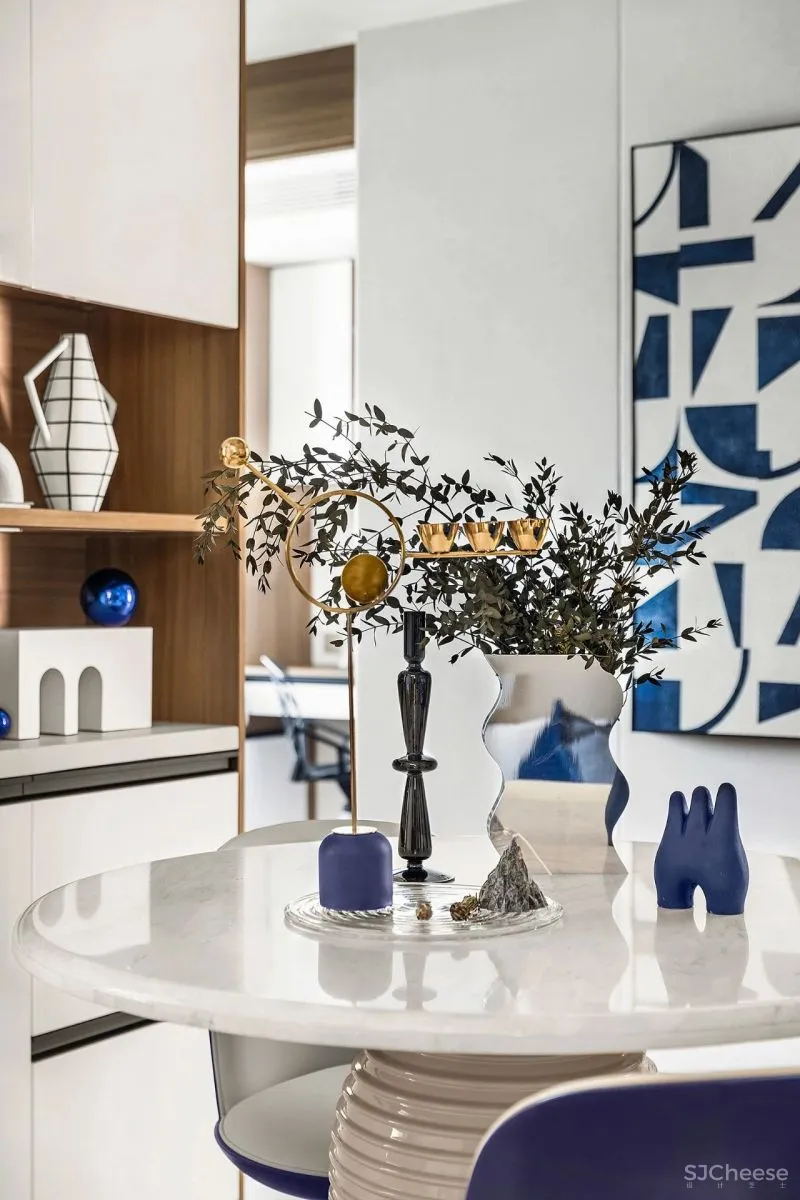 EVD廿象设计:精巧宅居,红绿蓝交迭构建家的理想色!