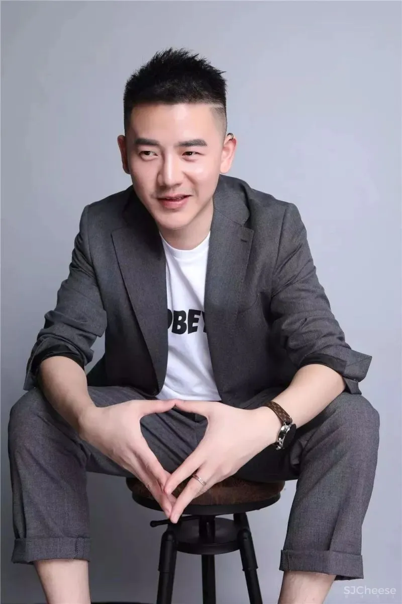 FF DESIGN 极简主义的“变”与“奢”