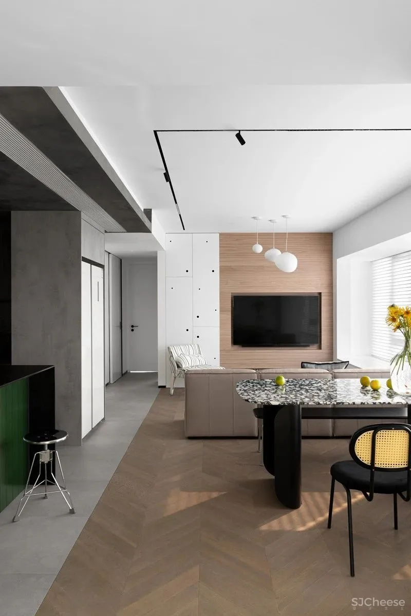 现代公寓:两人两犬,生活不限定 菲拉设计