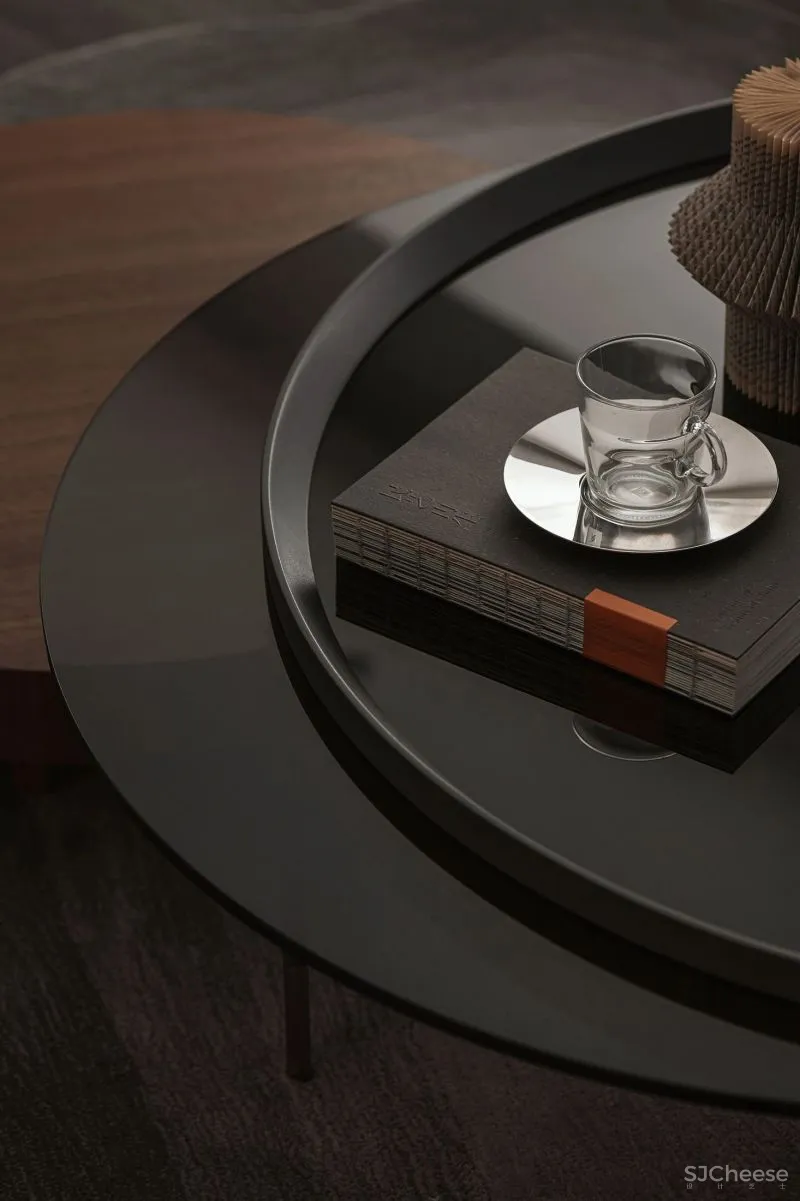 135㎡简约风,巧用大地色系,她家优雅又耐看!