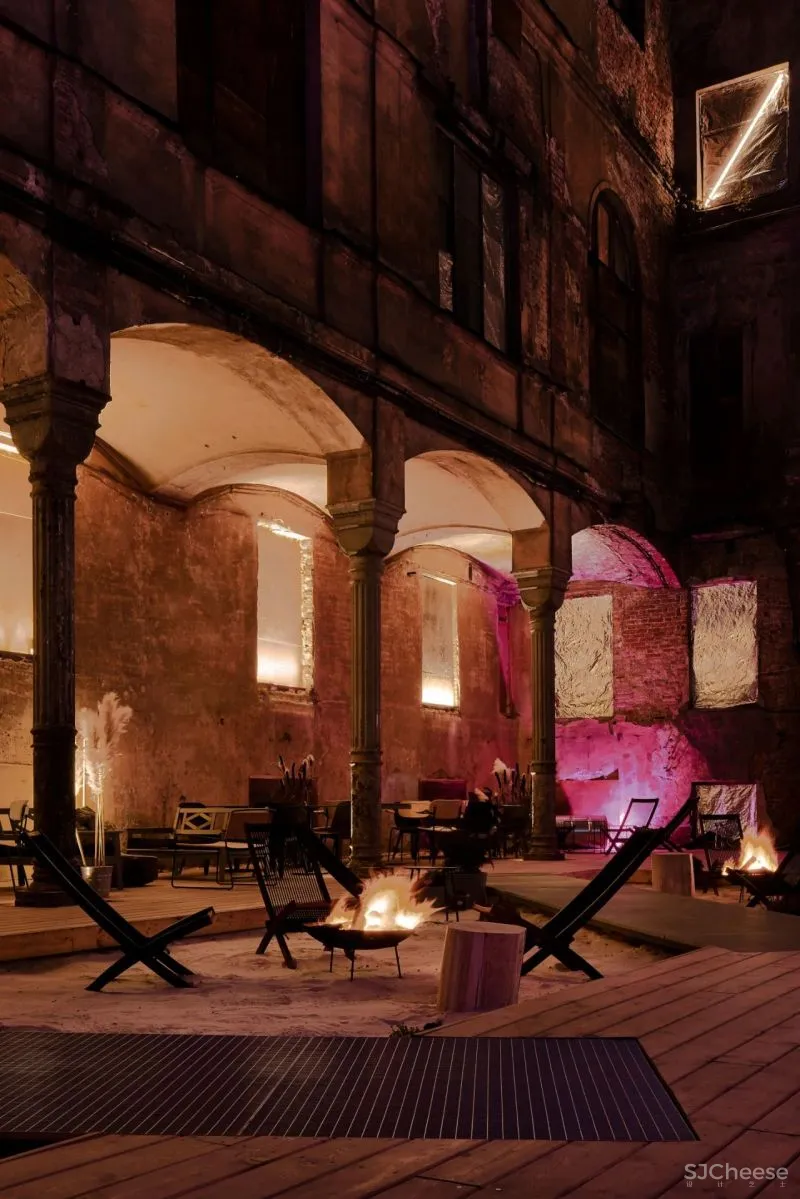 DA bureau丨圣彼得堡从“废墟”中生长出的建筑庭院