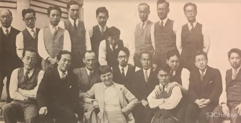 日本大师的简朴房子废弃30年后修缮完成,平静背后的时间感让人心动