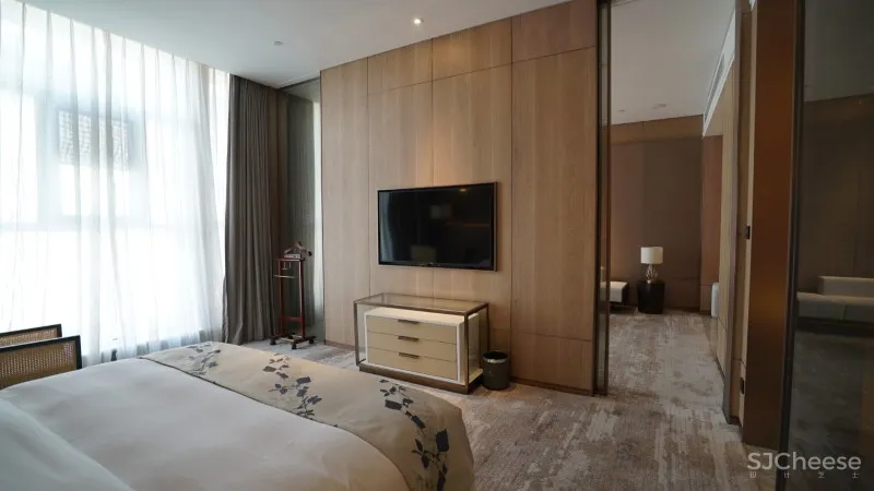 朗生案例 |「山东·兰园酒店」在园林生态里,沐浴暖阳、漫步云端