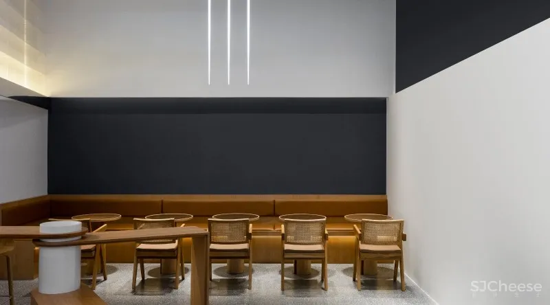 故事空间新作 | 城市狩猎者BLUE WOLF