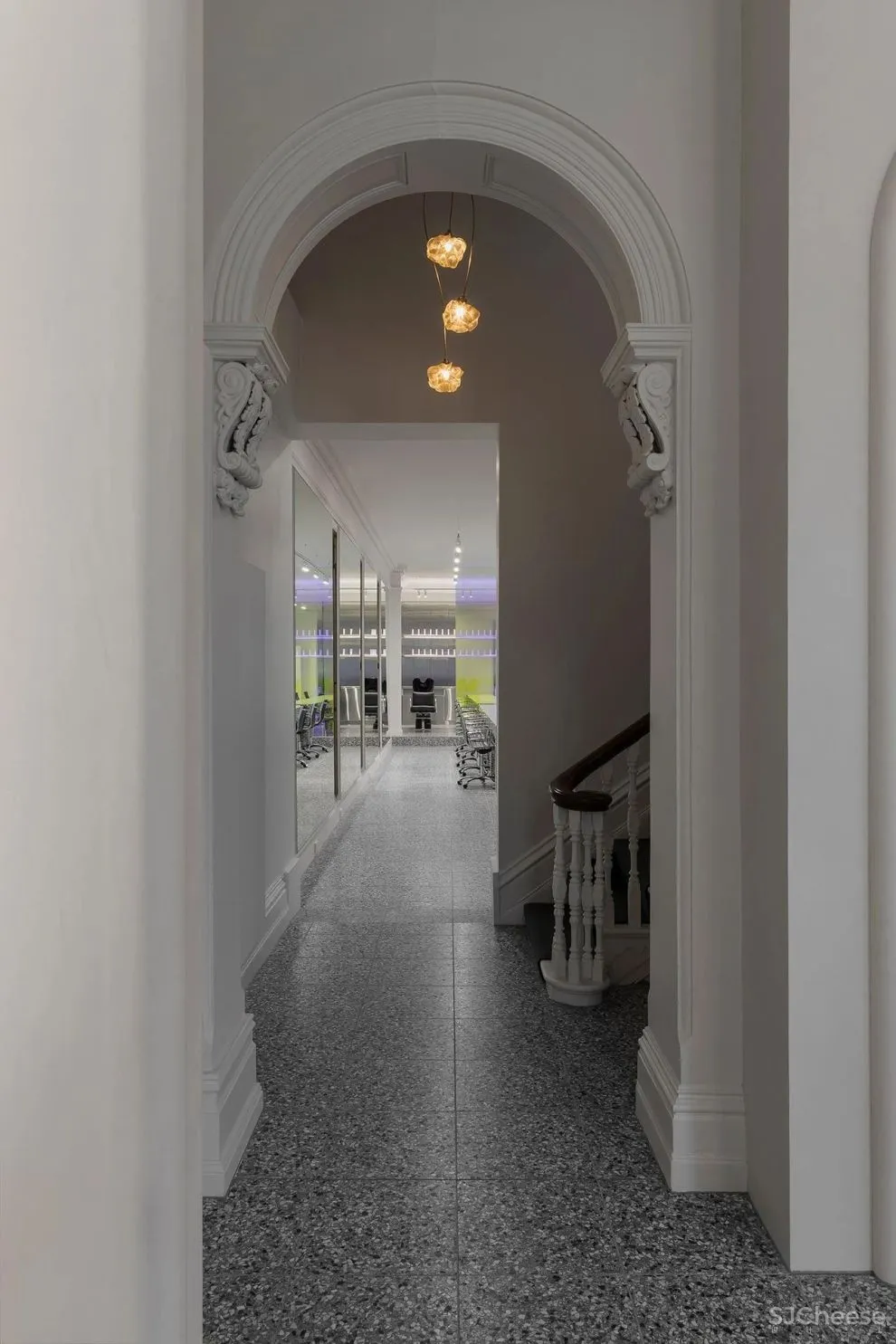 古典优雅和当代极简主义的美发沙龙,墨尔本