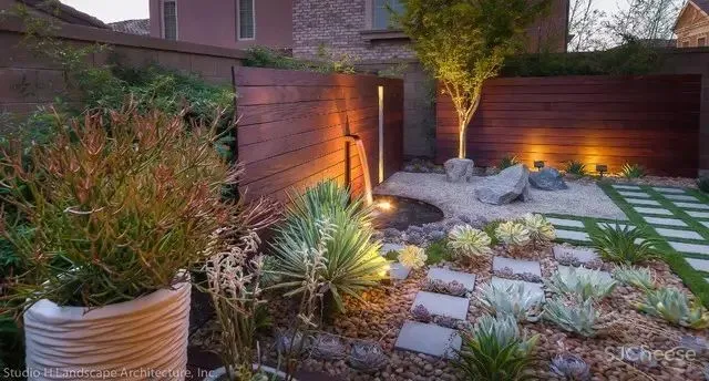 院子虽小，却可以别有温情