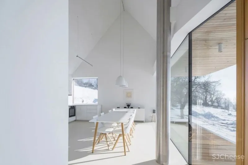 Fránek Architects 森林中的纯净空间 Krkonoše住宅