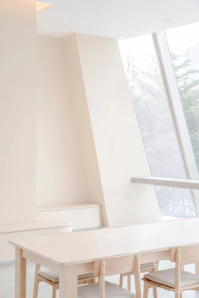 不相信地域主义的建筑师,竟在深圳创造出160㎡的“地域主义”「未来商店」?