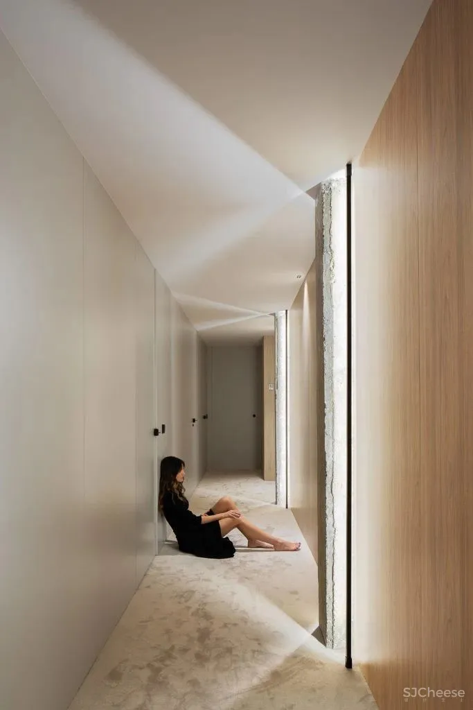 西班牙极简住宅,灯带设计,太高级了!