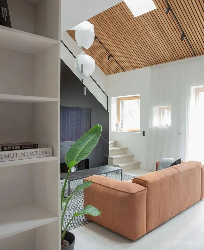 曾经劣势明显的斜顶小屋,摇身变为了时髦与舒适兼得的梦想宅