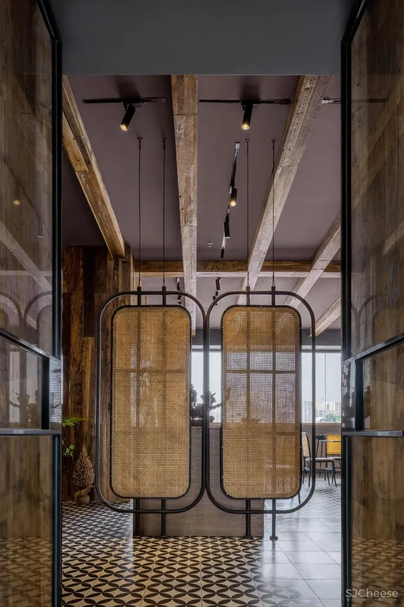 辛视新作|广州老街的小酒店