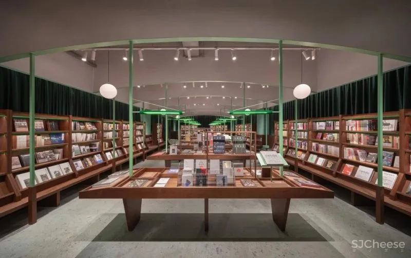 新作 回归日常阅读和诗意 普通读者书店,杭州 西涛设计工作室