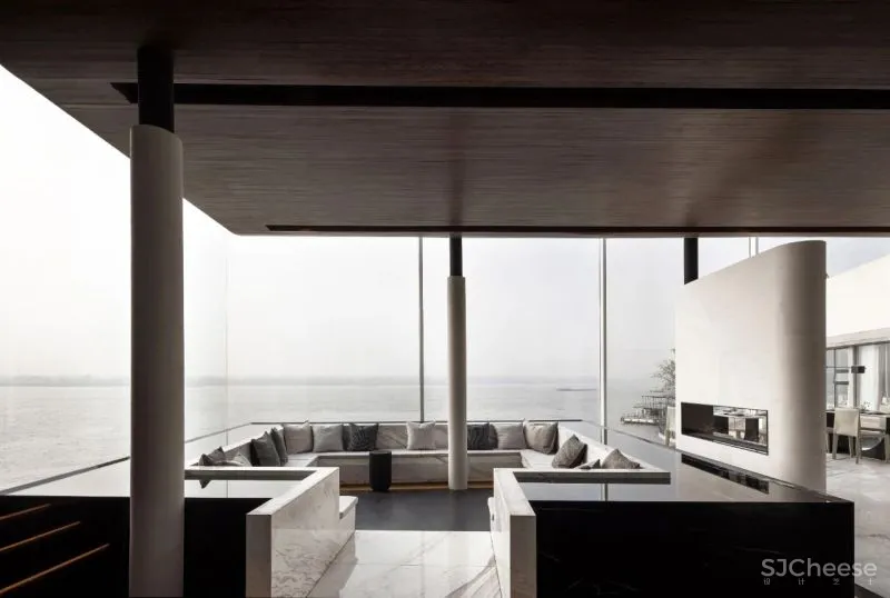 长江边上的艺术酒店 以游轮为主题的乐享空间