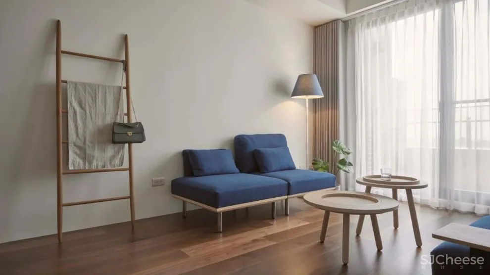 原木纯白空间感,简约轻盈的台式美宅