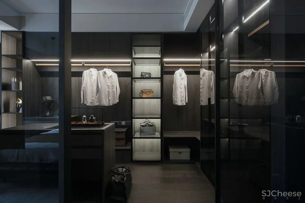 215m² 简约平层,诠释当代静美气质