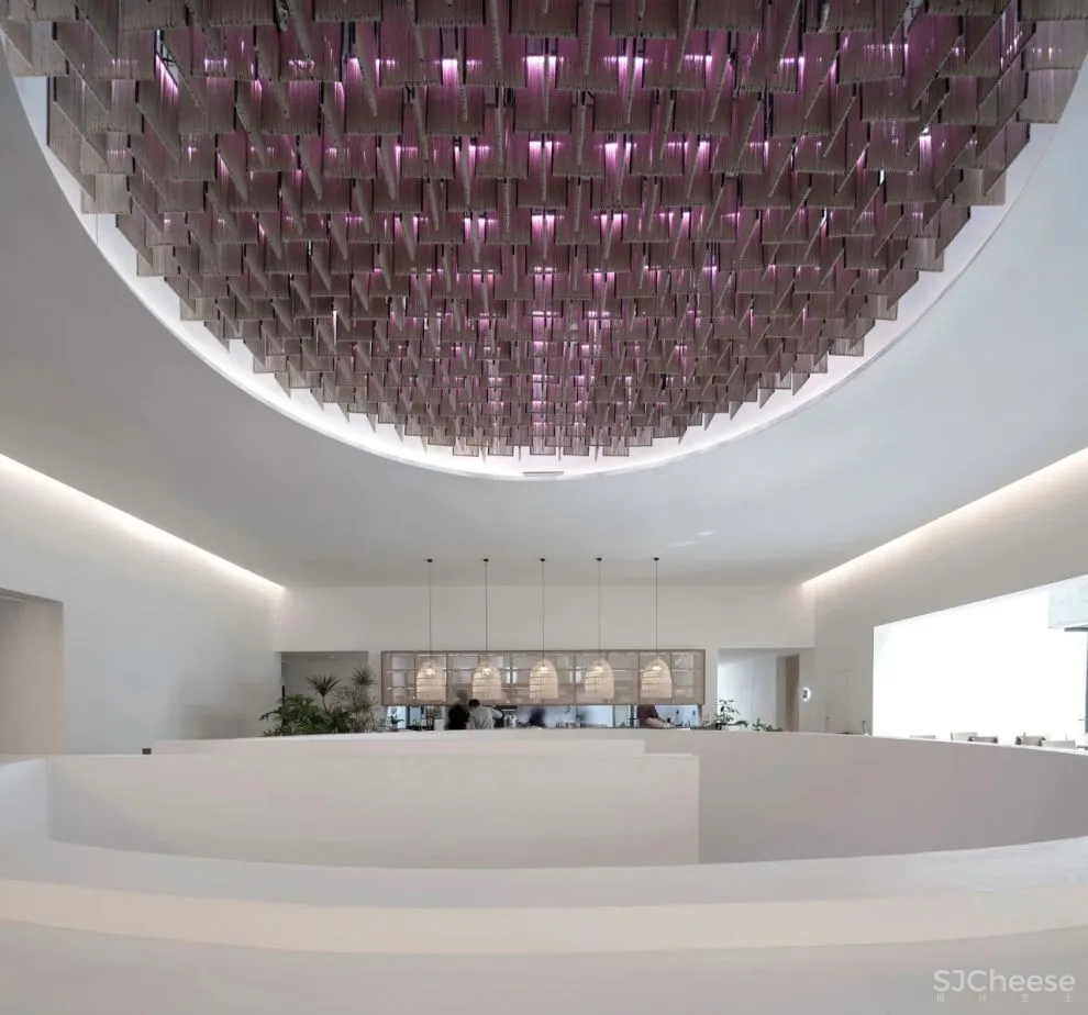 汤山云夕博物纪—矿坑石料雕琢的美学空间,是酒店也是美术馆