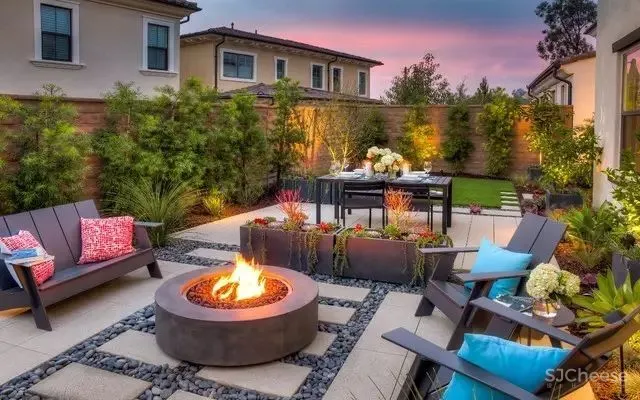 院子虽小，却可以别有温情