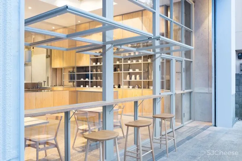 叫板星巴克!日本“网红”设计师,把老厂房改造成咖啡馆,价值47亿,吸引千万人打卡!