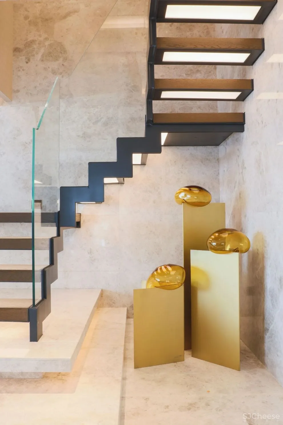 深圳最高全复式住宅楼,4个样板房公开,还有二手豪车店拿下吉尼斯记录!