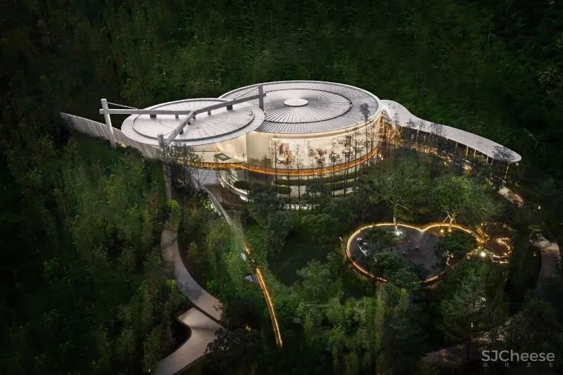 意巢设计丨自然生长,破茧化蝶