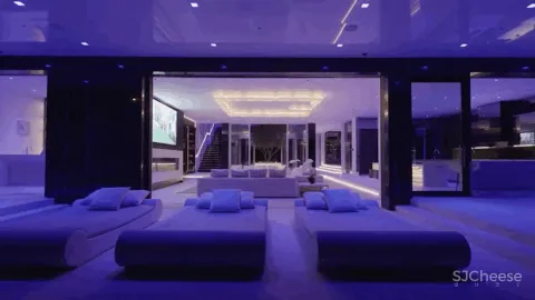 3亿一栋的别墅,仅看到车库就跪了!