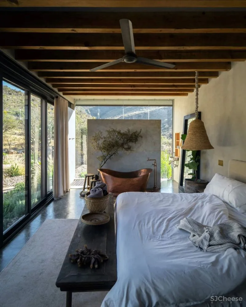 玻璃镜屋,敬畏自然