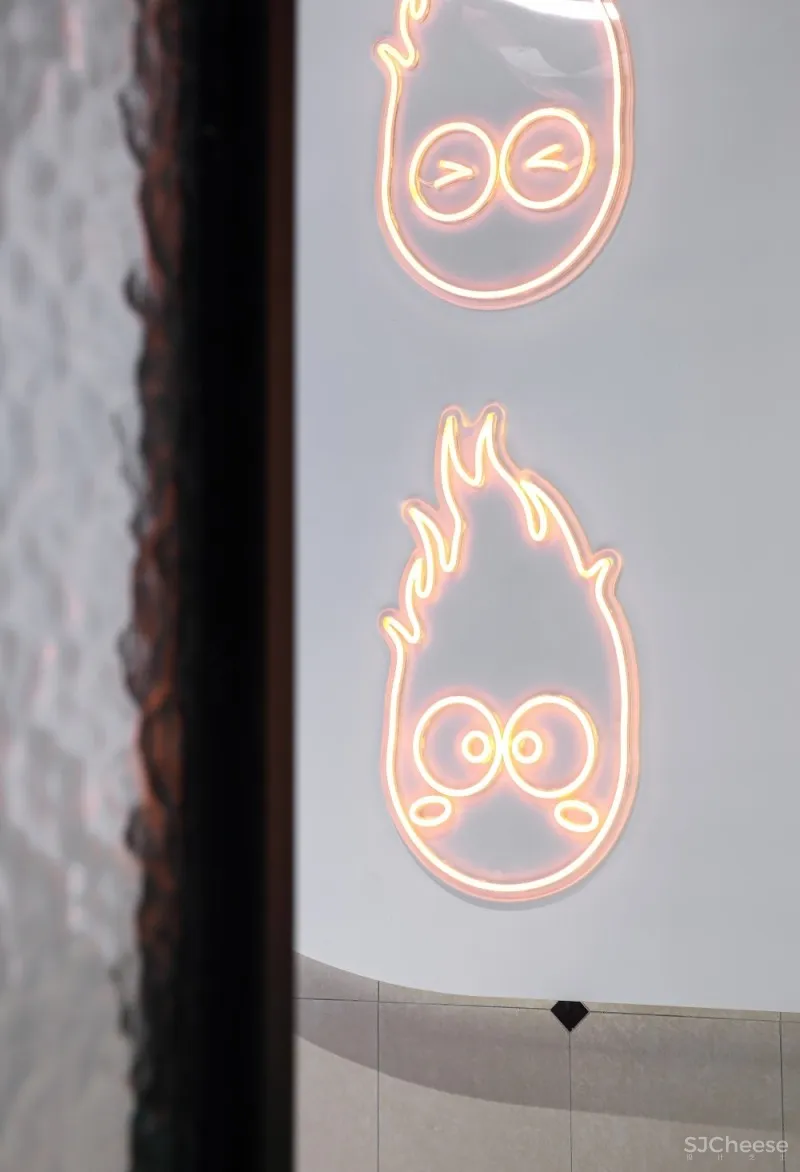 【艺鼎新作】炭舍改造升级,和“小火人”一起欢辣过瘾