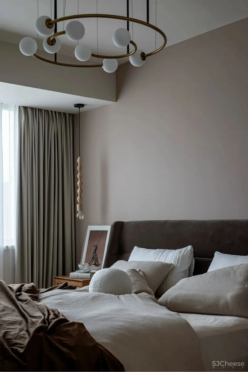 “书迷”教师夫妻的复古家,客厅卧室打通,餐厅放阳台,90㎡显大3倍!美呆!