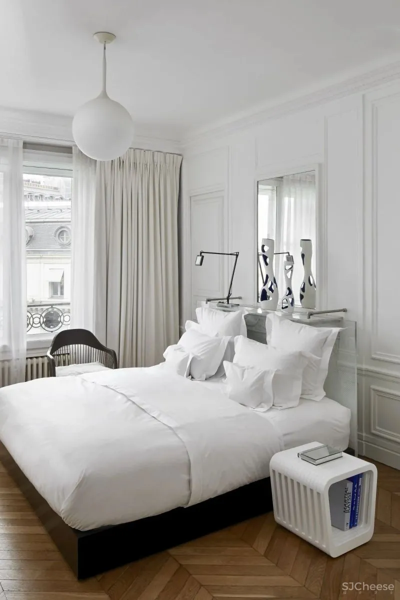 法国家具设计师Reda Amalou巴黎的家